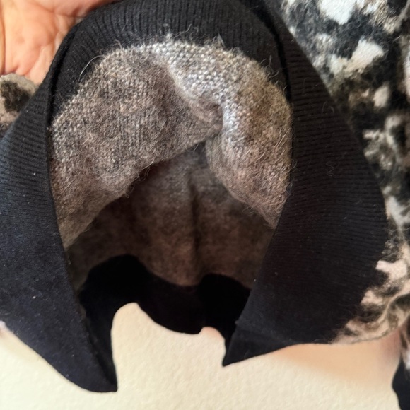 All Saints Mens Black Tortis Patterned Oversized Fit Sweater Size Medium - Picture 6 of 10